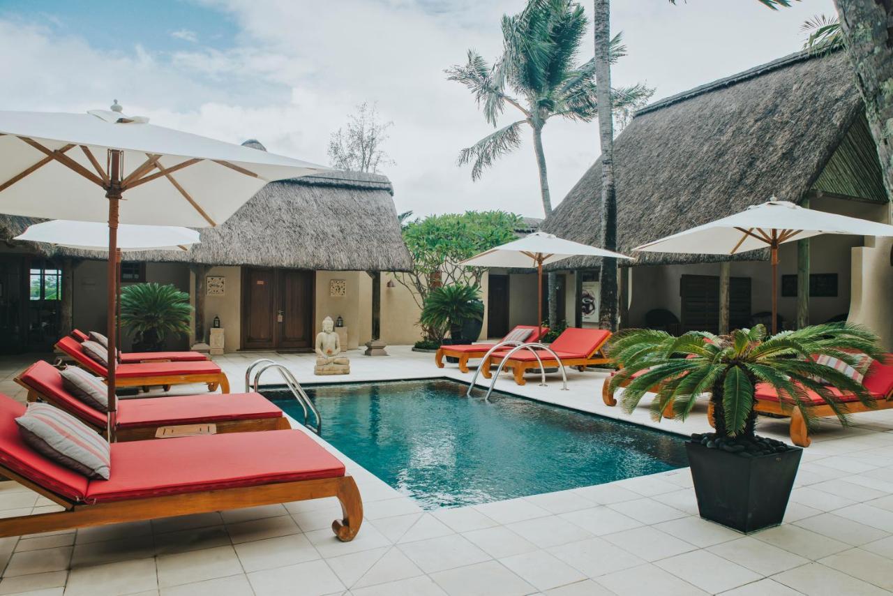 Constance Prince Maurice Poste de Flacq Екстериор снимка The swimming pool at the resort