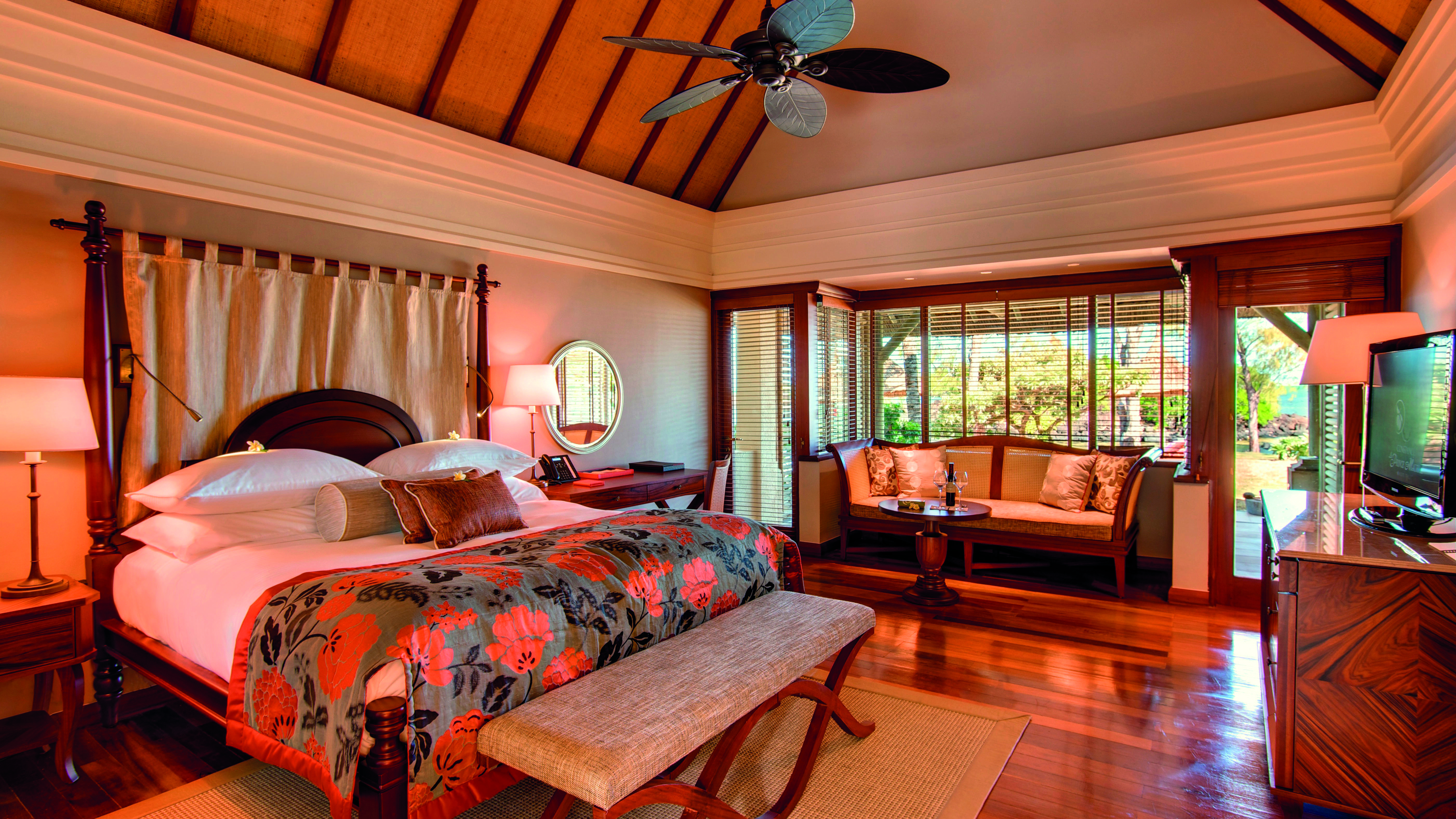 Constance Prince Maurice Poste de Flacq Стая снимка A bedroom at the Four Seasons Resort