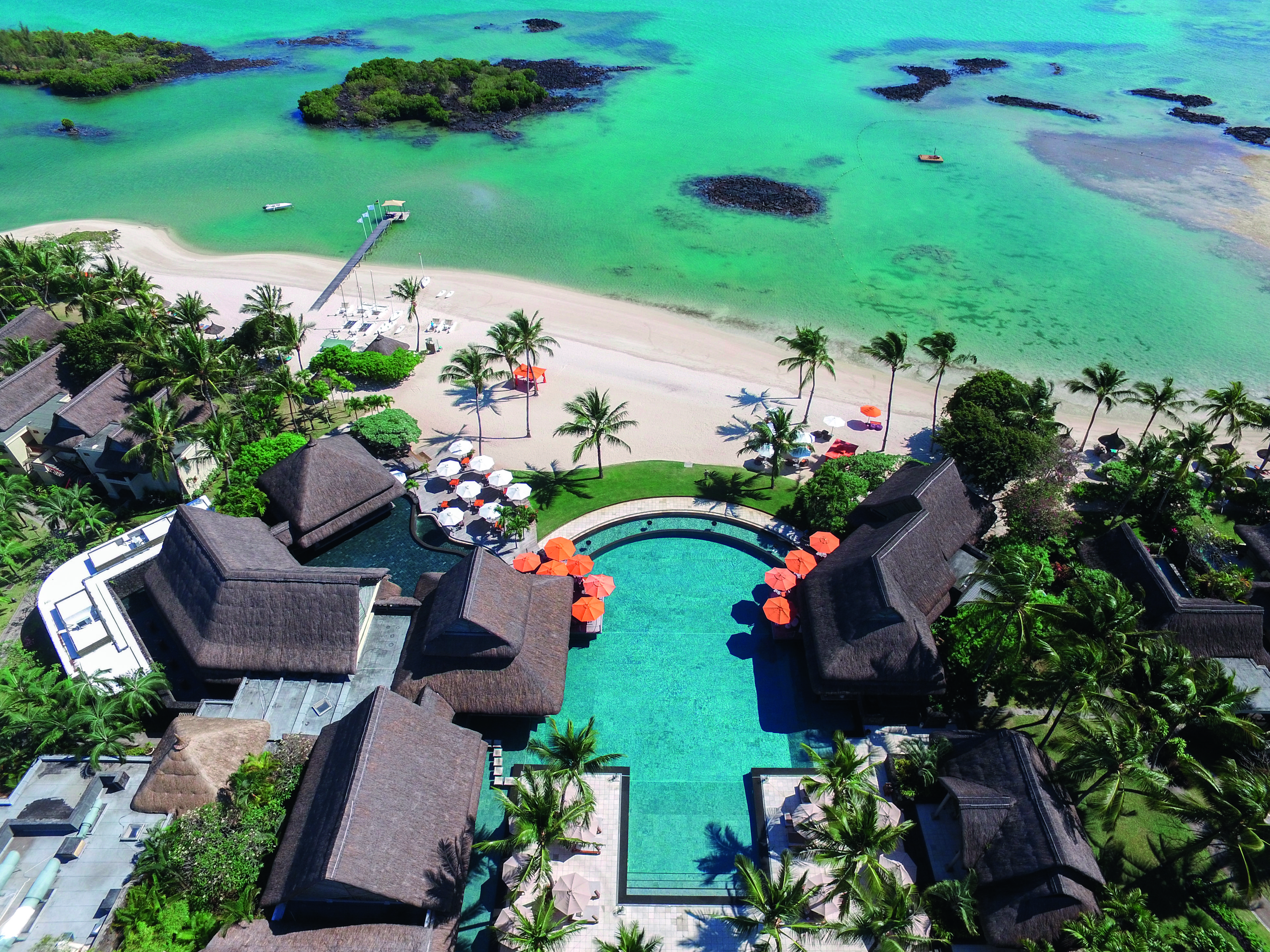 Constance Prince Maurice Poste de Flacq Екстериор снимка Aerial view of the resort
