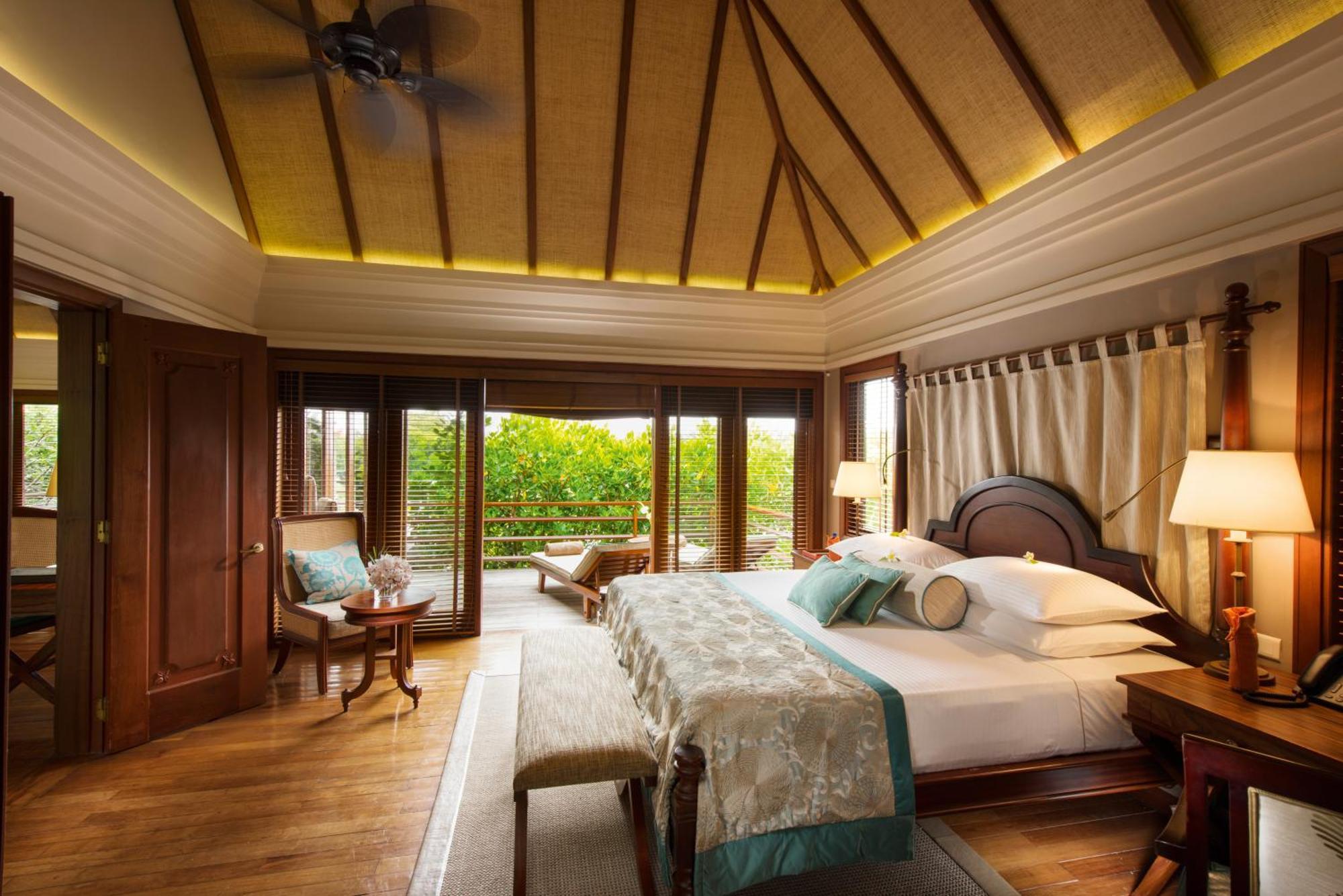 Constance Prince Maurice Poste de Flacq Екстериор снимка A bedroom at the resort