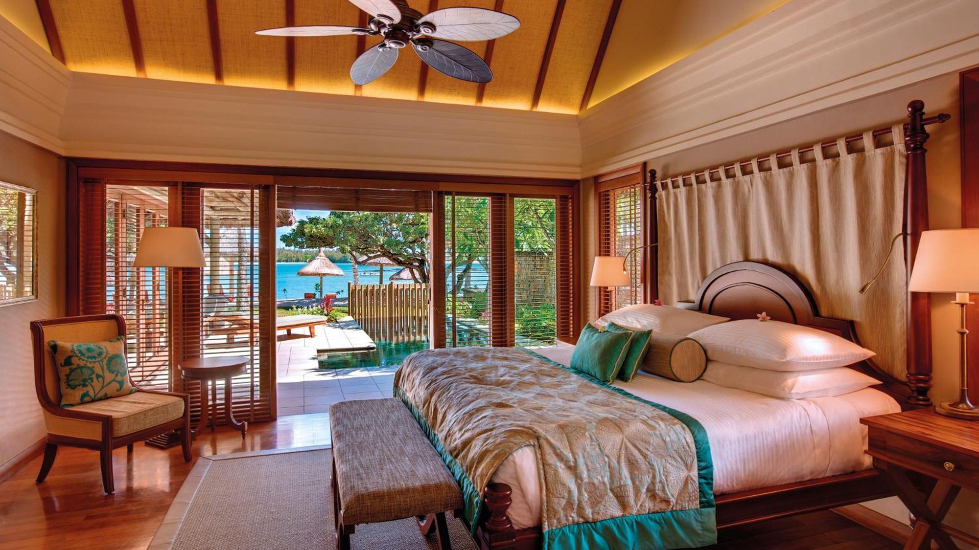 Constance Prince Maurice Poste de Flacq Екстериор снимка A bedroom at the resort