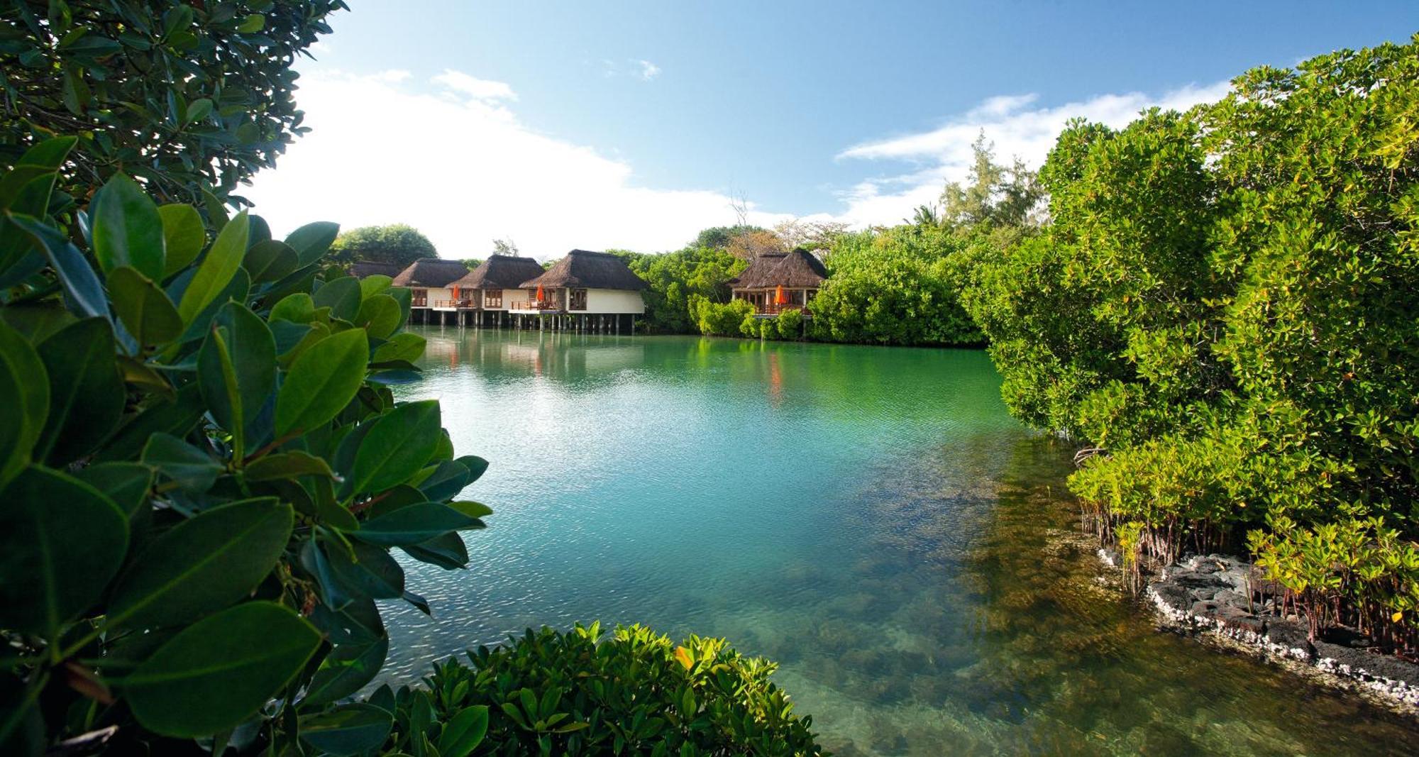 Constance Prince Maurice Poste de Flacq Екстериор снимка The lagoon at the resort